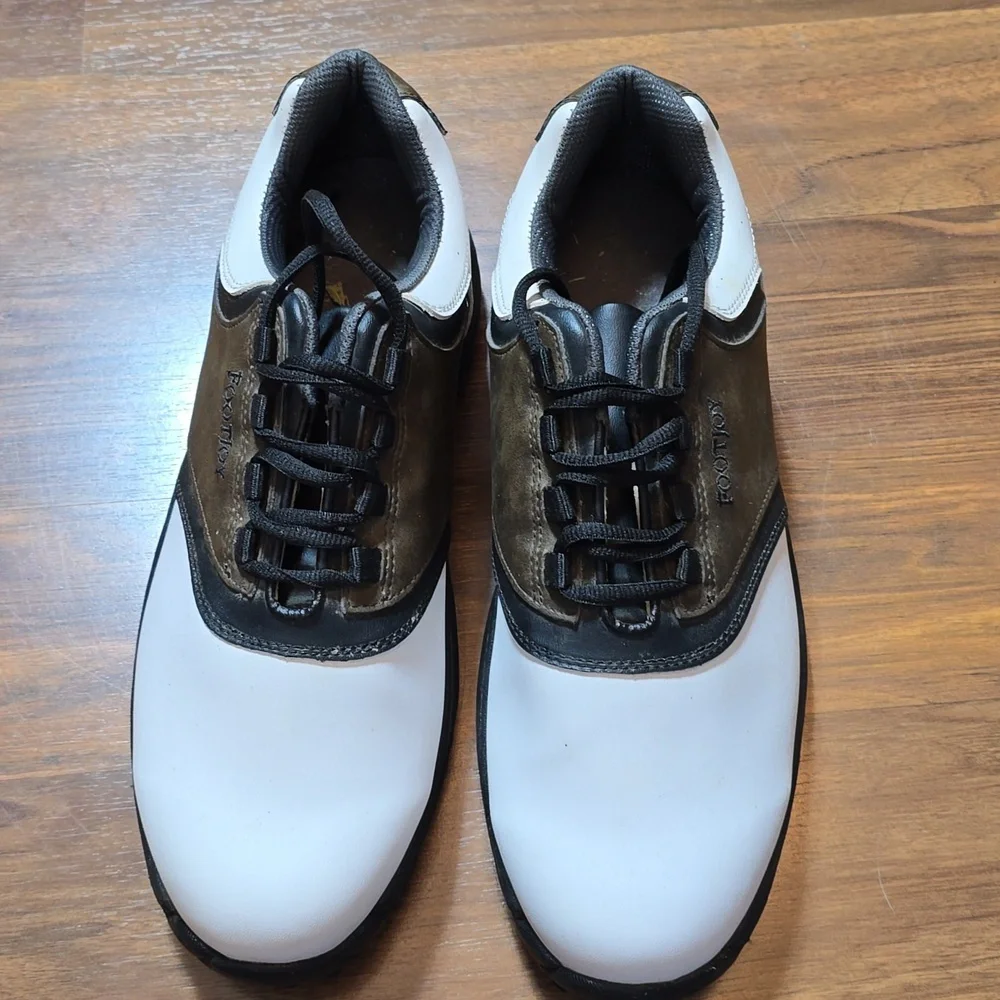 FootJoy soft environment traction